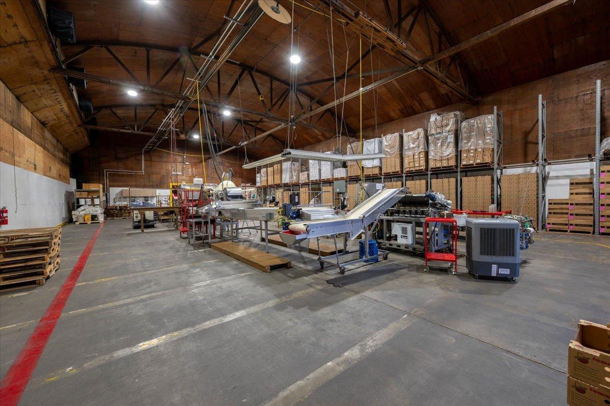 944 S Topeka, Fresno, CA 93721