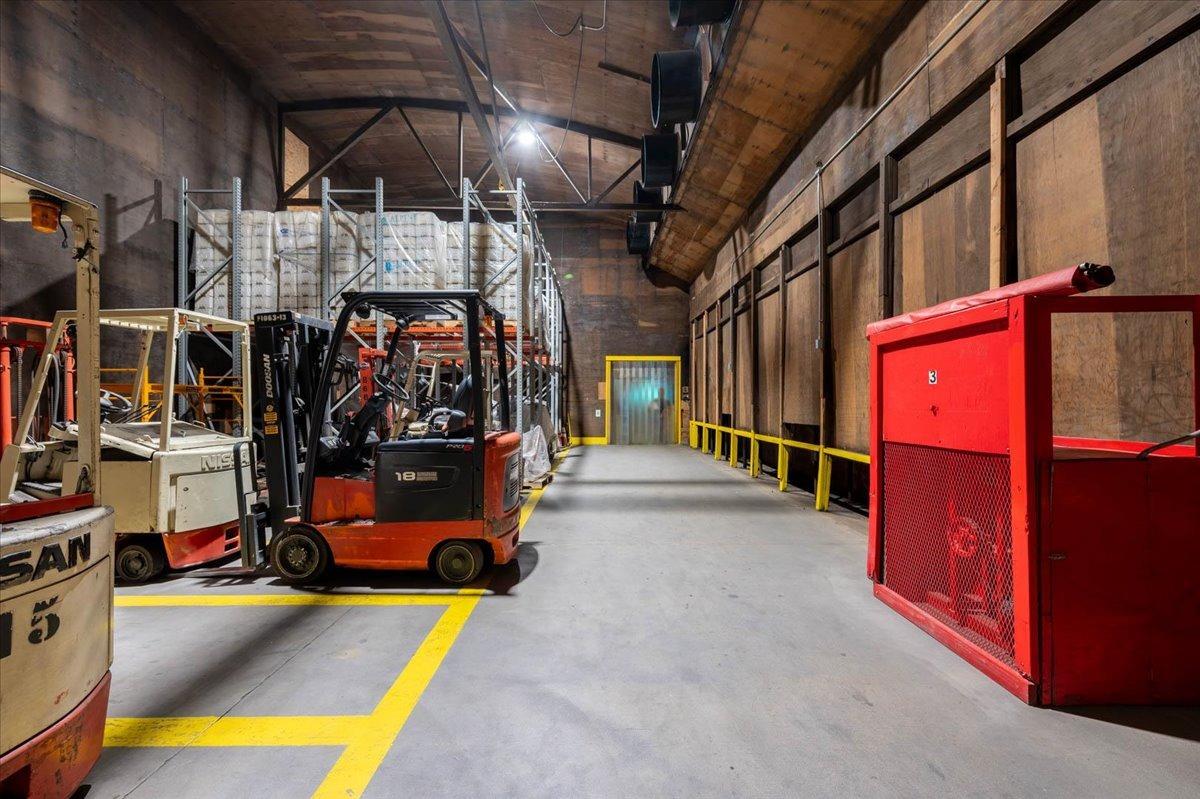 944 S Topeka, Fresno, CA 93721