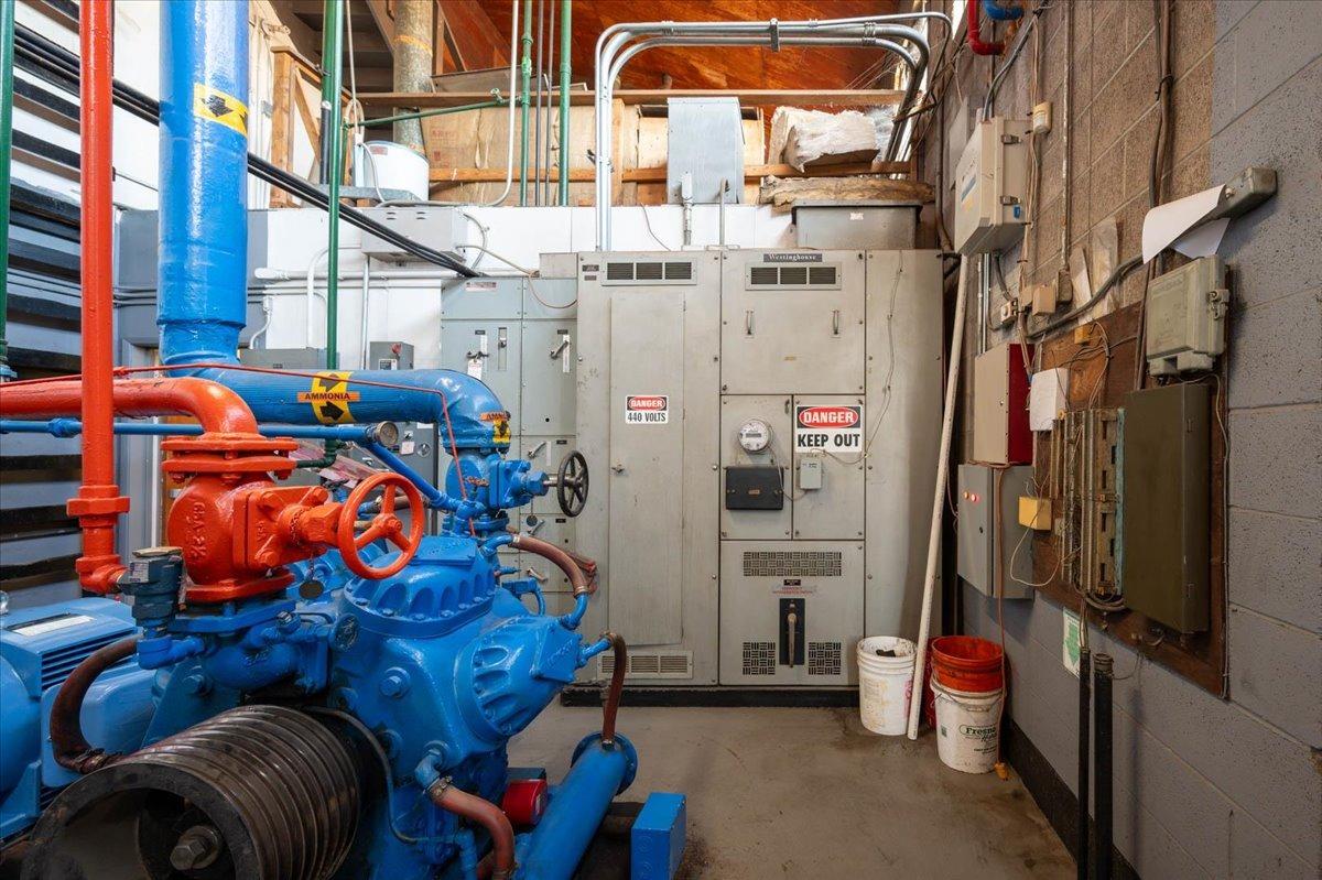 944 S Topeka, Fresno, CA 93721