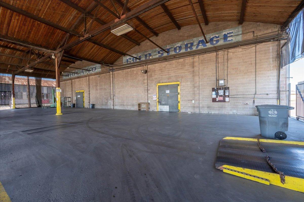 944 S Topeka, Fresno, CA 93721