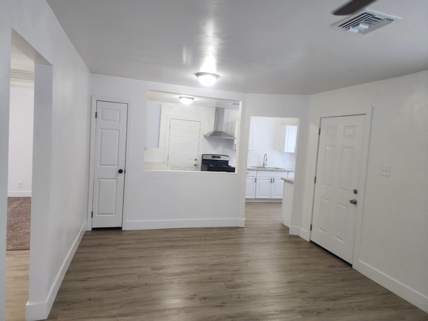4423 E Eugenia Ave, Fresno, CA 93725