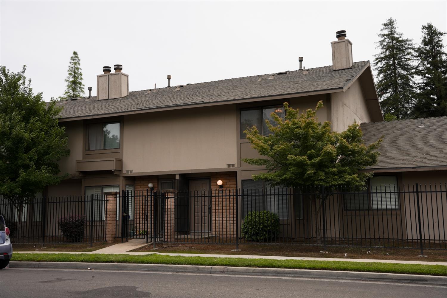 4676 E Alamos Ave #134
