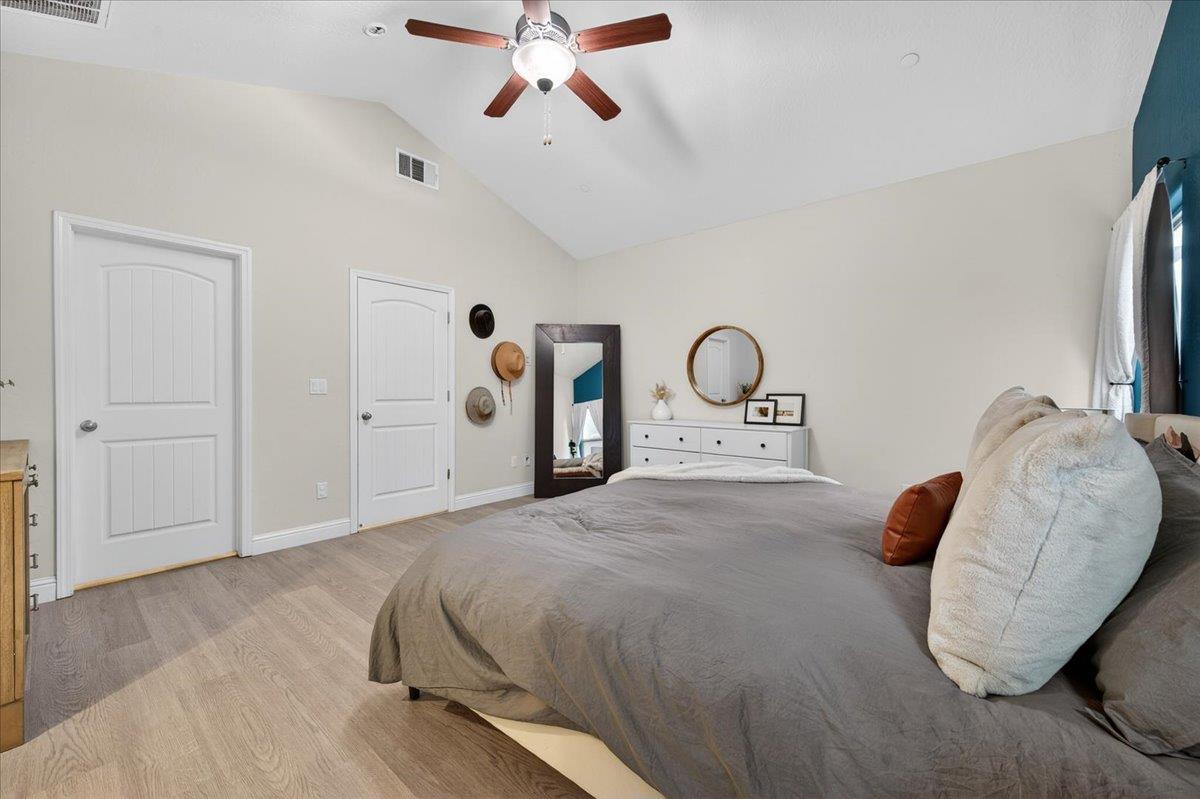 4161 Alamos Ave, Clovis, CA 93619