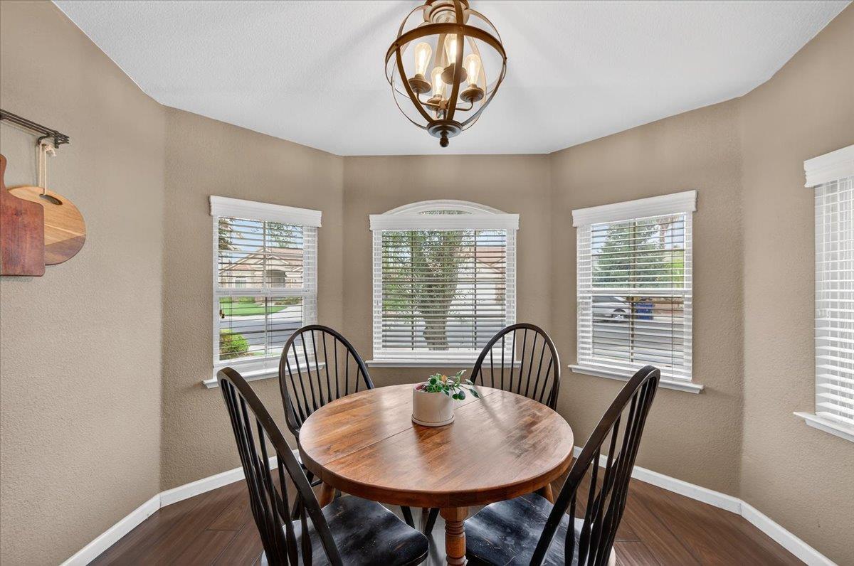 2873 E El Paso Ave, Fresno, CA 93720