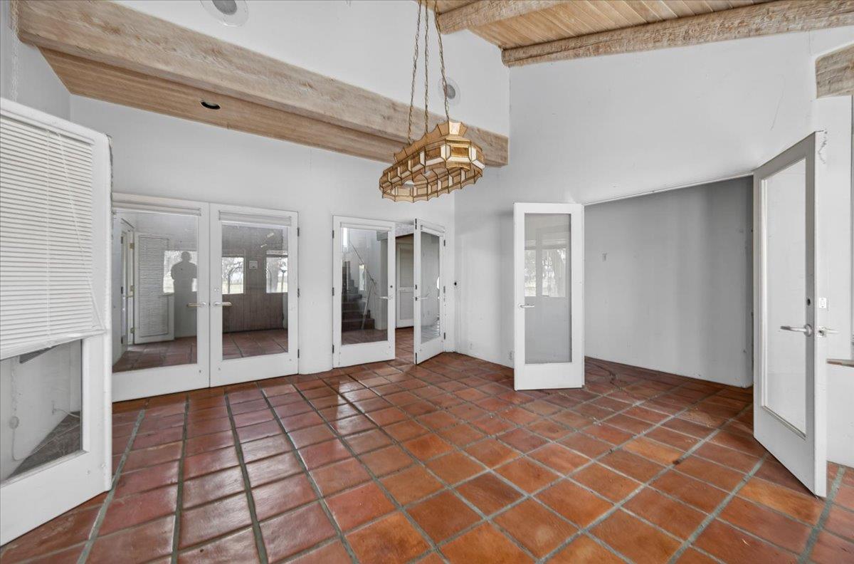 19185 W Jensen Ave, Kerman, CA 93630