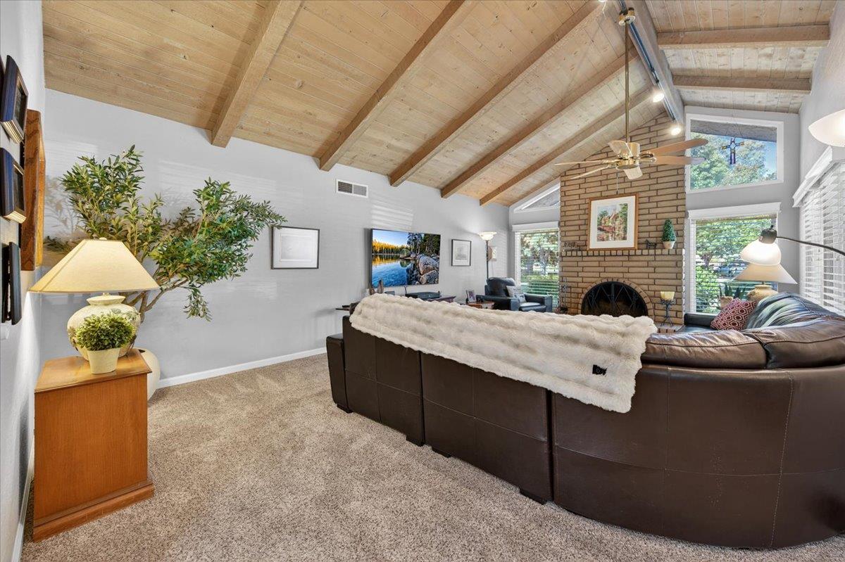 3317 W Alluvial Ave, Fresno, CA 93711