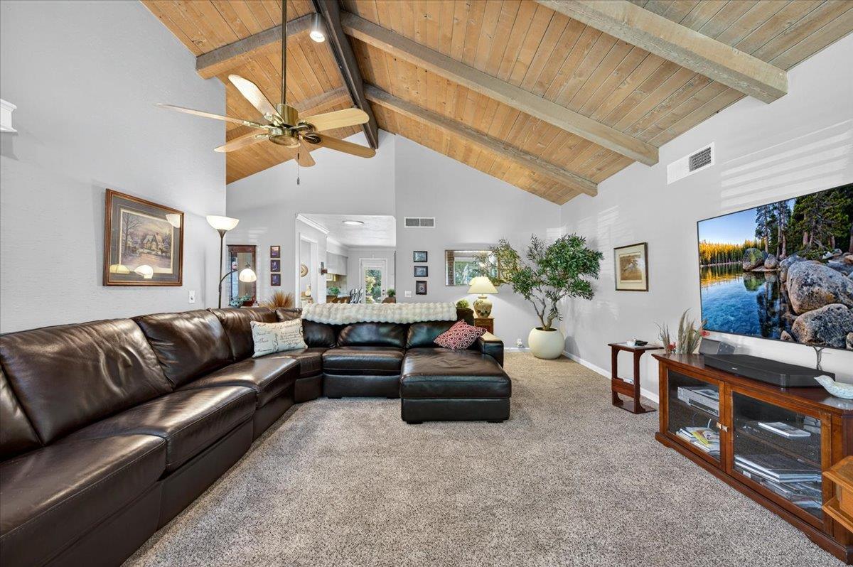 3317 W Alluvial Ave, Fresno, CA 93711