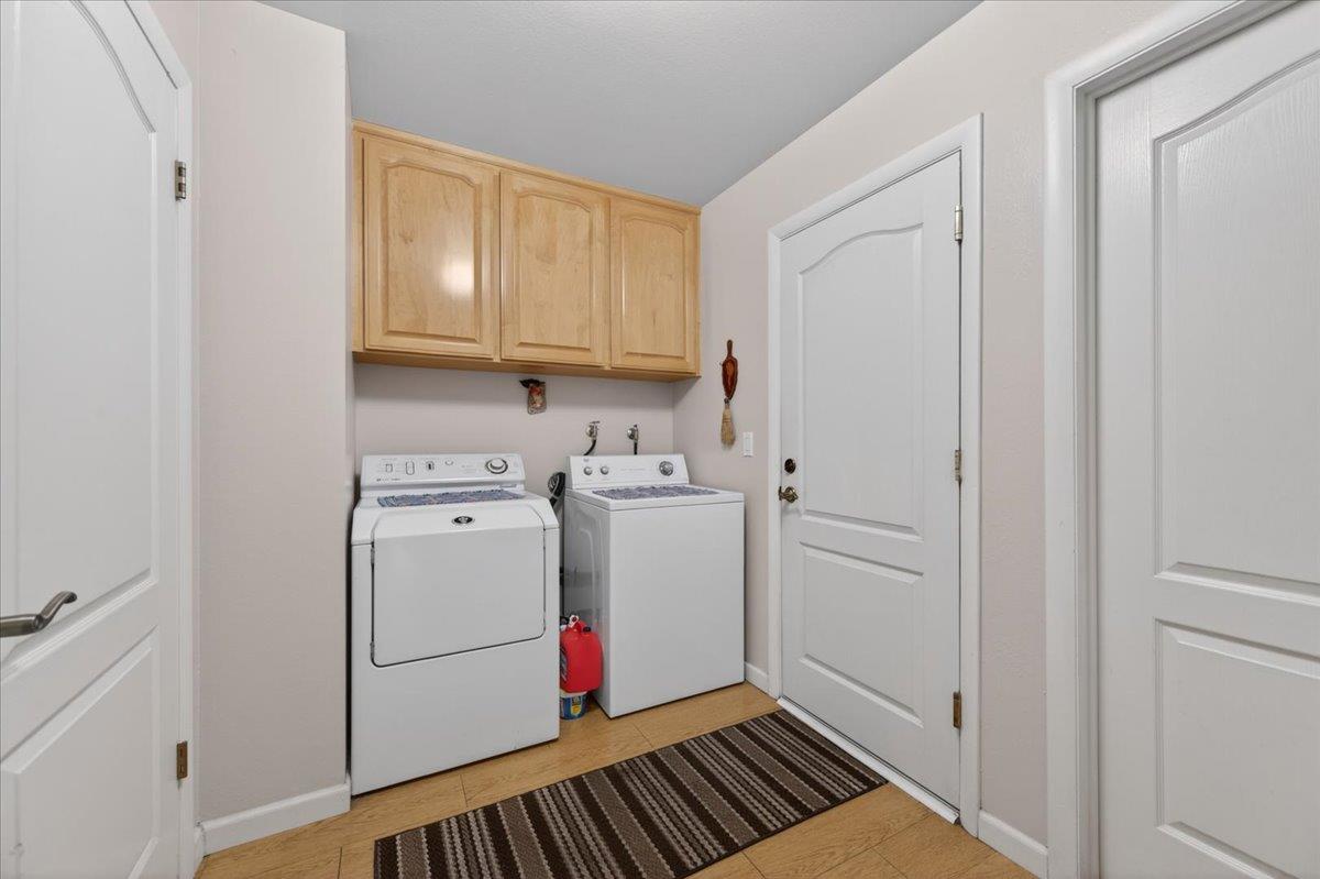 3317 W Alluvial Ave, Fresno, CA 93711