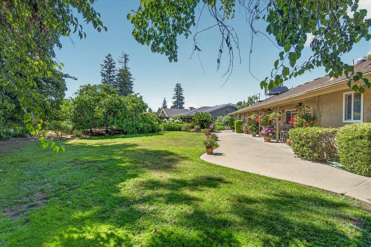 3317 W Alluvial Ave, Fresno, CA 93711